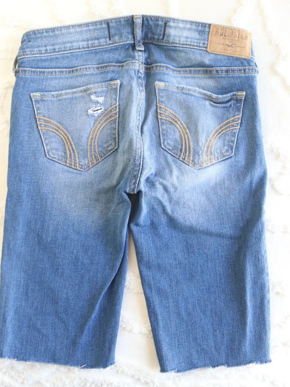 Hollister | Distressed Denim Bermuda Cutoff Long Jean Shorts Jorts Size 0R 24x33